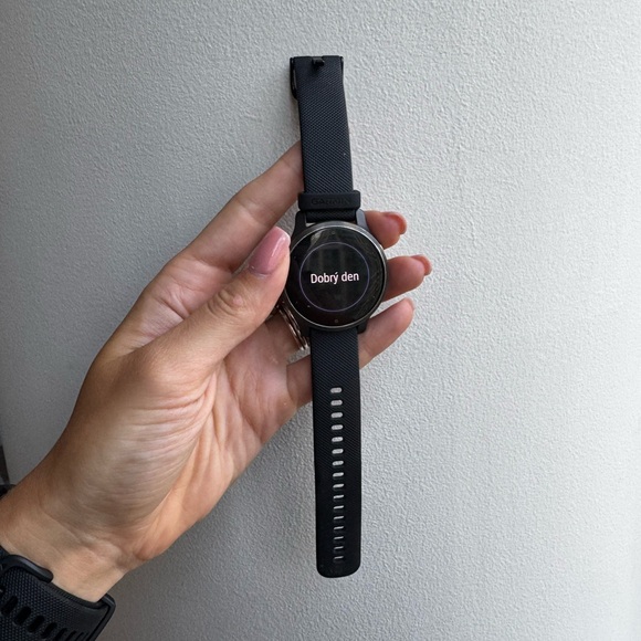 garmin Accessories - Garmin Venu® 2S, Graphite with Slate Buttons/Bezel Quick Release (18 mm)